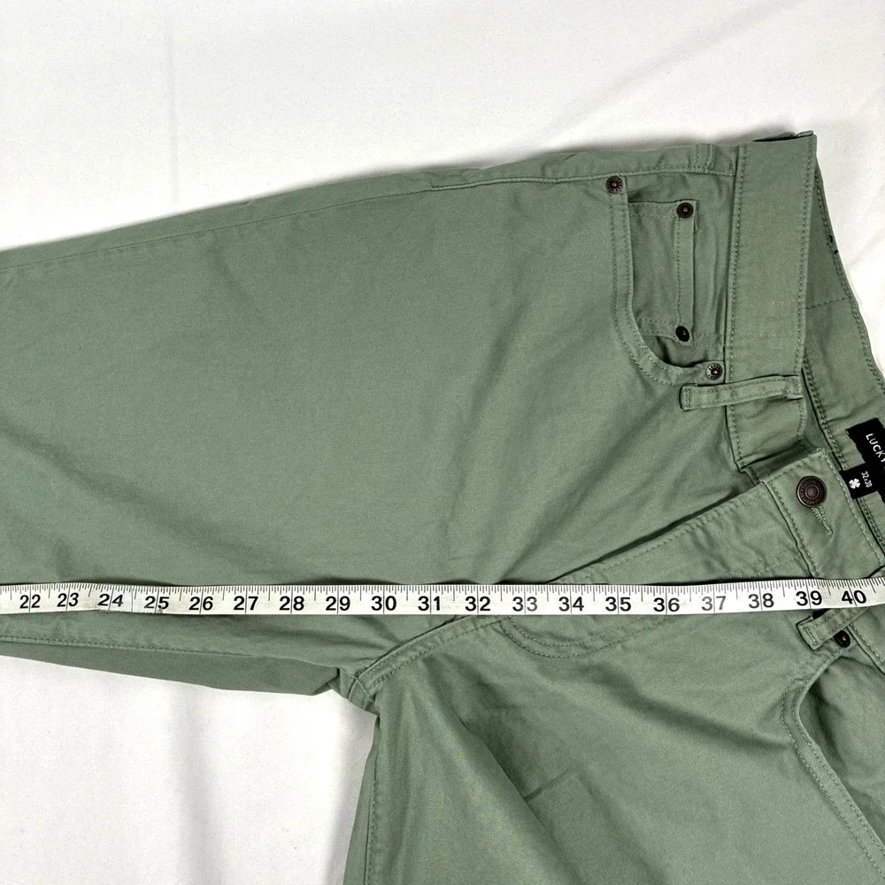 NWT Lucky Brand Men's 410 Athletic Straight Pants Desert Sage Size 32x30 Green